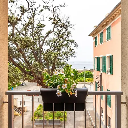 Cate E Pitta Sul Mare Lavagna